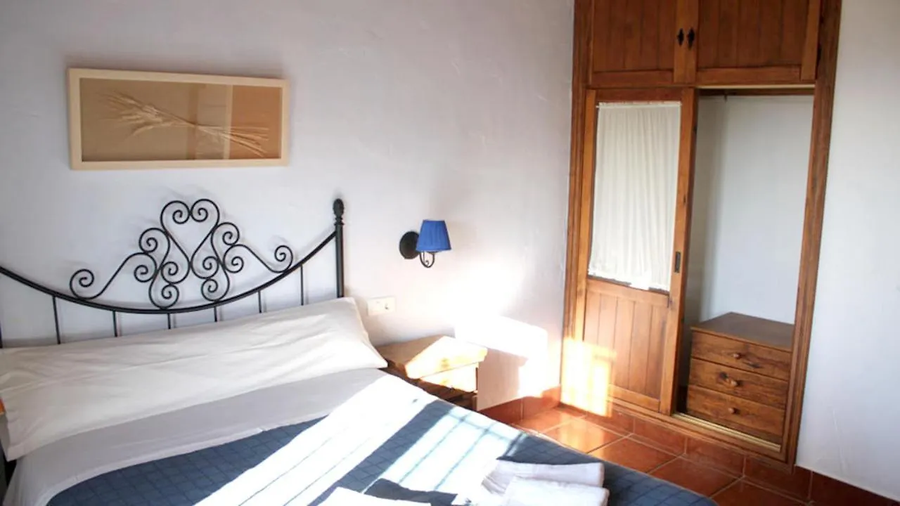 Charming House In Estepa With Shared Pool. Lora de Estepa 펜션
